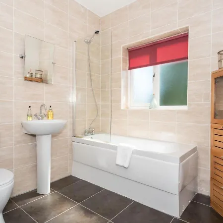 36 Westminster Road Bright & Spacious 2-bed In With Garden Pass The Keys York