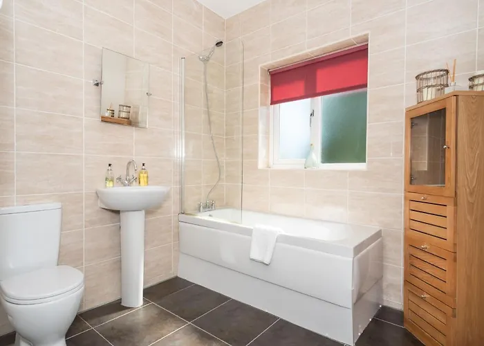 36 Westminster Road Bright & Spacious 2-bed In With Garden Pass The Keys York